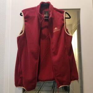 Chukchansi Gold Resort & Casino Prestige Fleece Vest In Wine Red